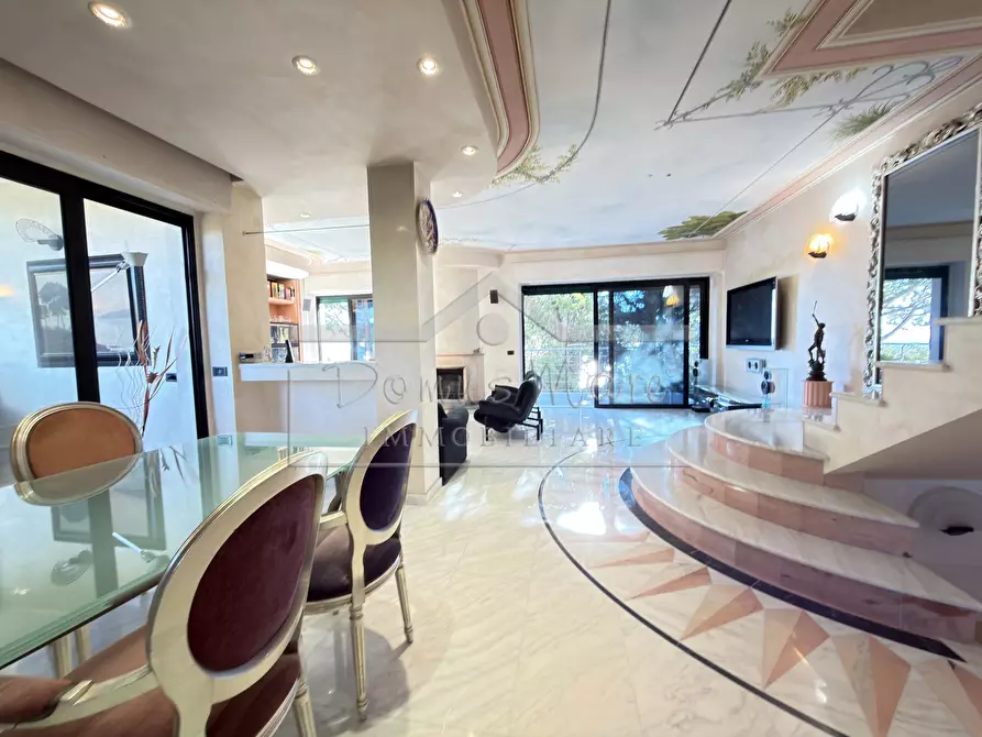 Immagine 10 di Villa in vendita  in Via Bricco del Poggio 32 a Savona