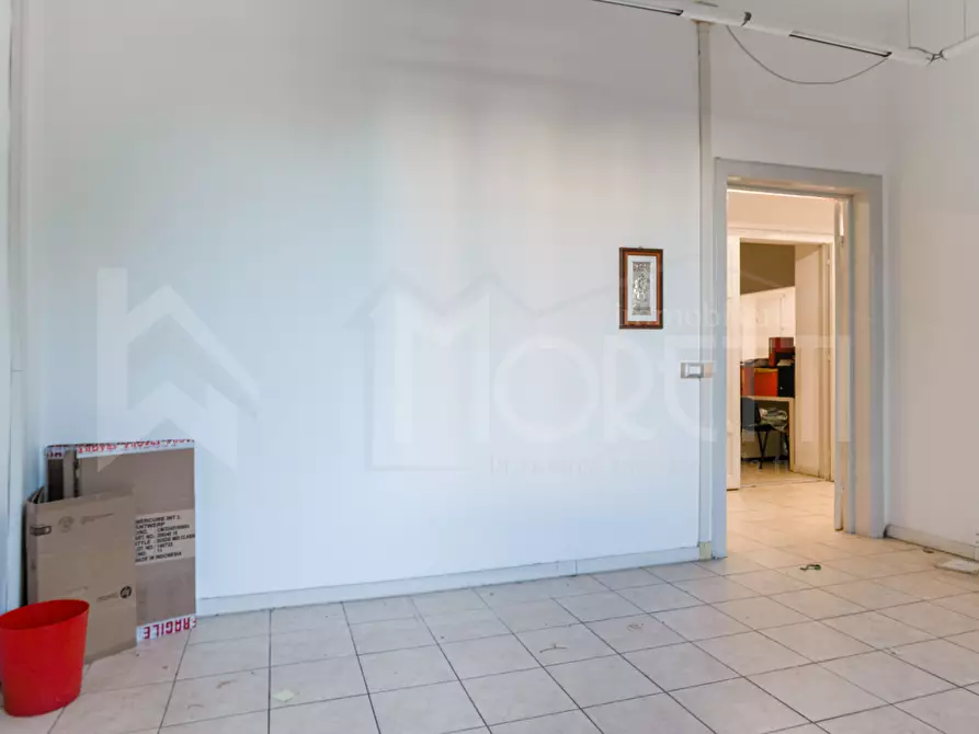 Immagine 24 di Pentalocale in vendita  in Corso Giuseppe Mazzini a Livorno