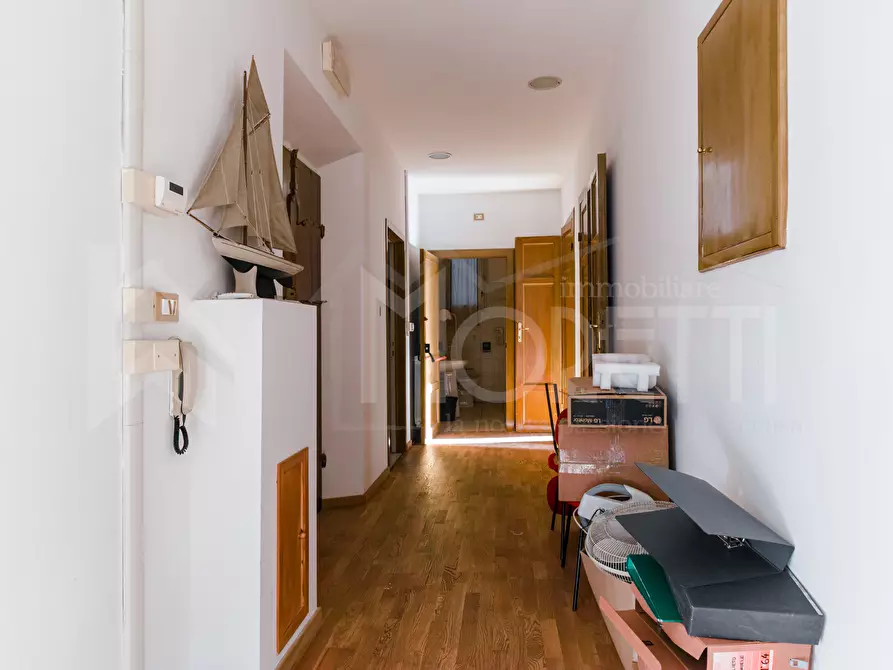 Immagine 7 di Pentalocale in vendita  in Corso Giuseppe Mazzini a Livorno