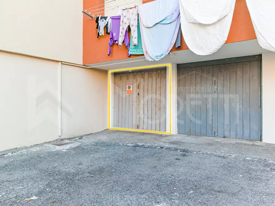 Immagine 46 di Quadrilocale in vendita  in Via del Vigna a Livorno