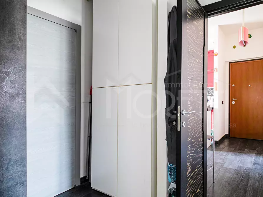 Immagine 65 di Pentalocale in vendita  in Via dell'Alloro a Livorno