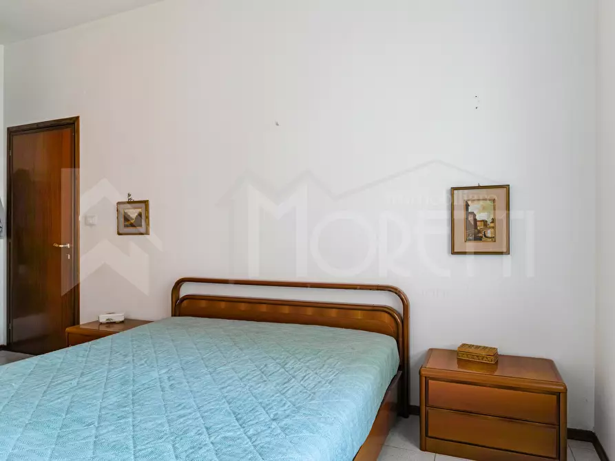 Immagine 33 di Quadrilocale in vendita  in Via del Vigna a Livorno