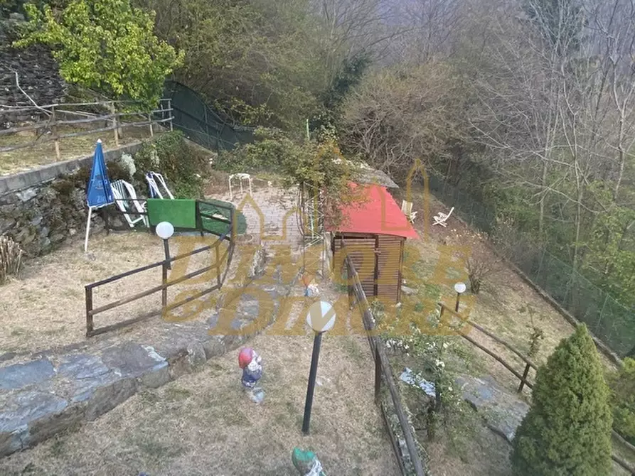 Immagine 58 di Villetta a schiera in vendita  a Aurano