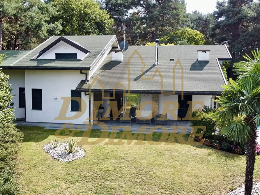 Immagine 4 di Villa in vendita  a Ranco