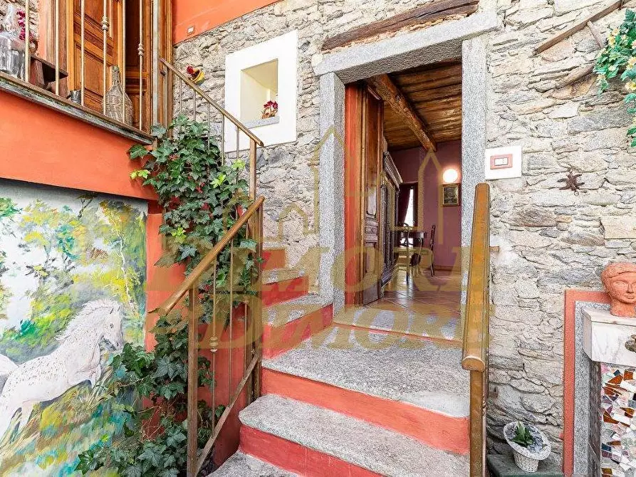 Immagine 38 di Bilocale in vendita  in Piazza Milano 8A a Colazza