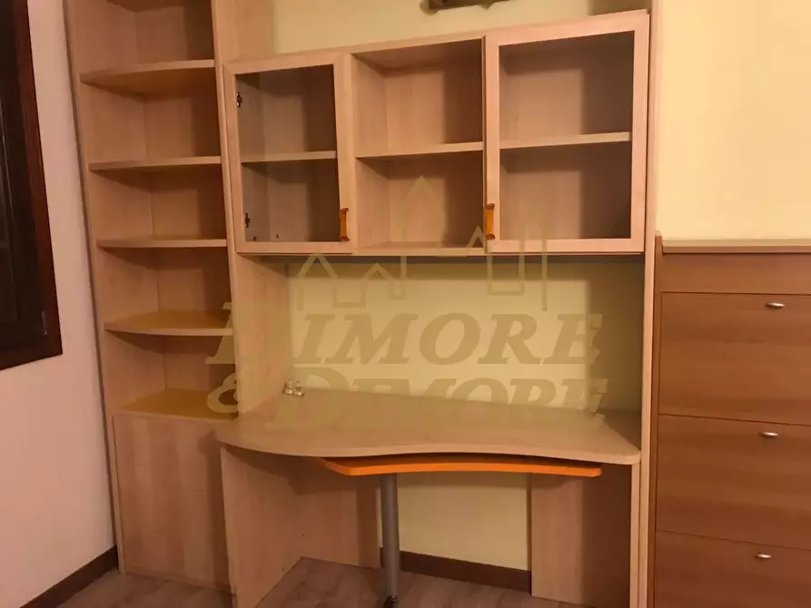 Immagine 22 di Villa in vendita  a Luino