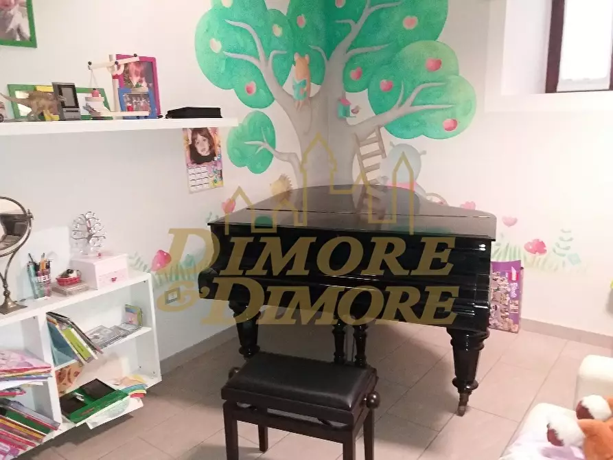 Immagine 11 di Ufficio in vendita  a Verbania