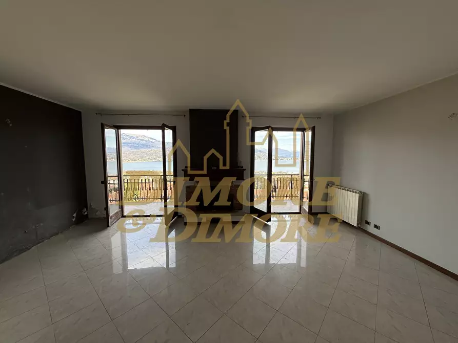 Immagine 13 di Casa bifamiliare in vendita  in Via A. Fraccaroli 43 a Baveno