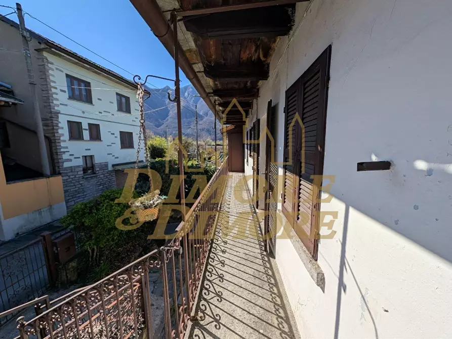Immagine 12 di Casa indipendente in vendita  a Beura-Cardezza