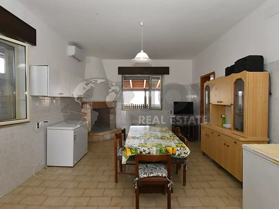 Immagine 38 di Villa in vendita  in Via Levanzo 19 a Lecce