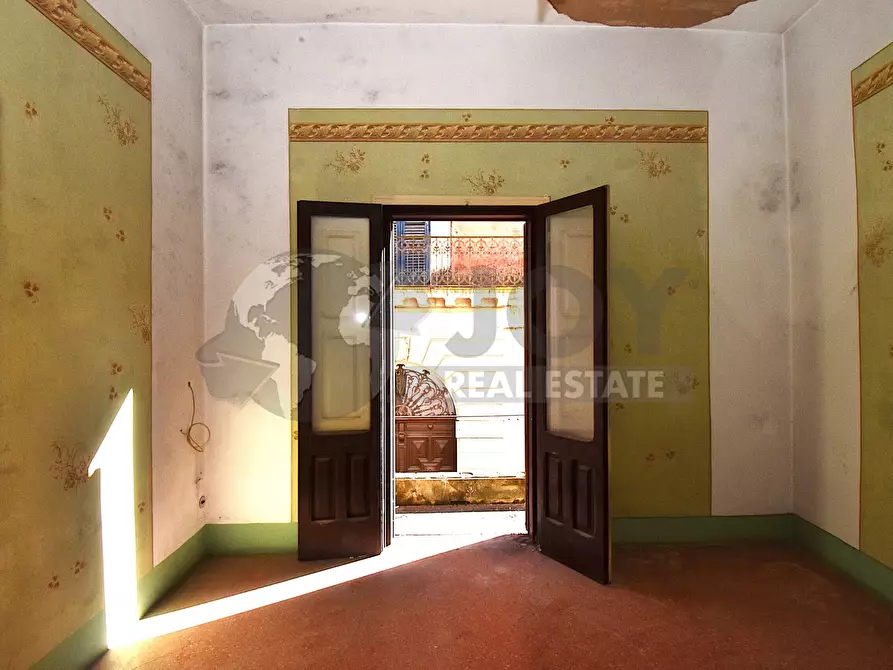 Immagine 1 di Casa indipendente in vendita  in Via G. Leuzzi 11 a Galatone