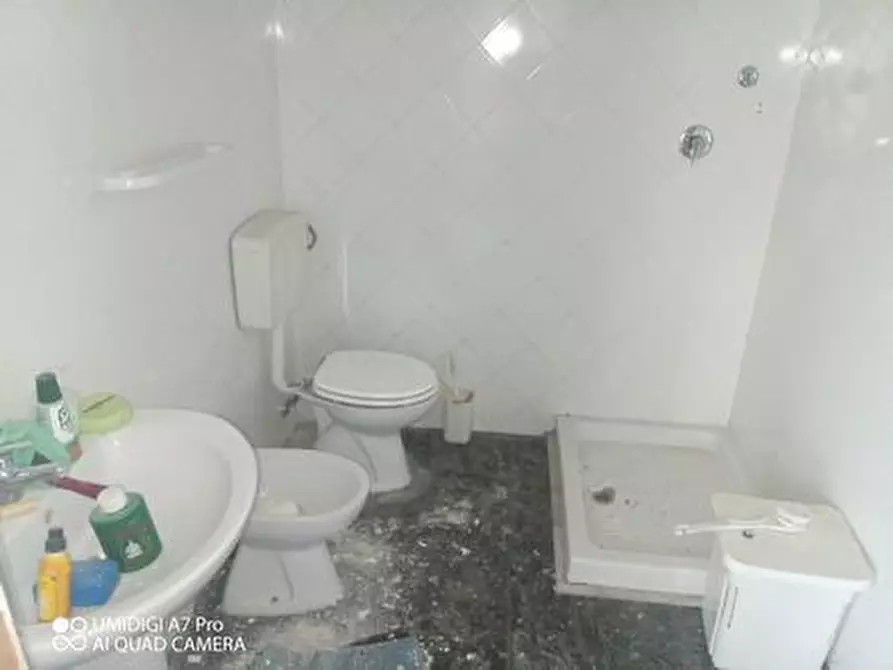 Immagine 10 di Rustico / casale in vendita  in VIA DE THOMASSIS a Castel Frentano