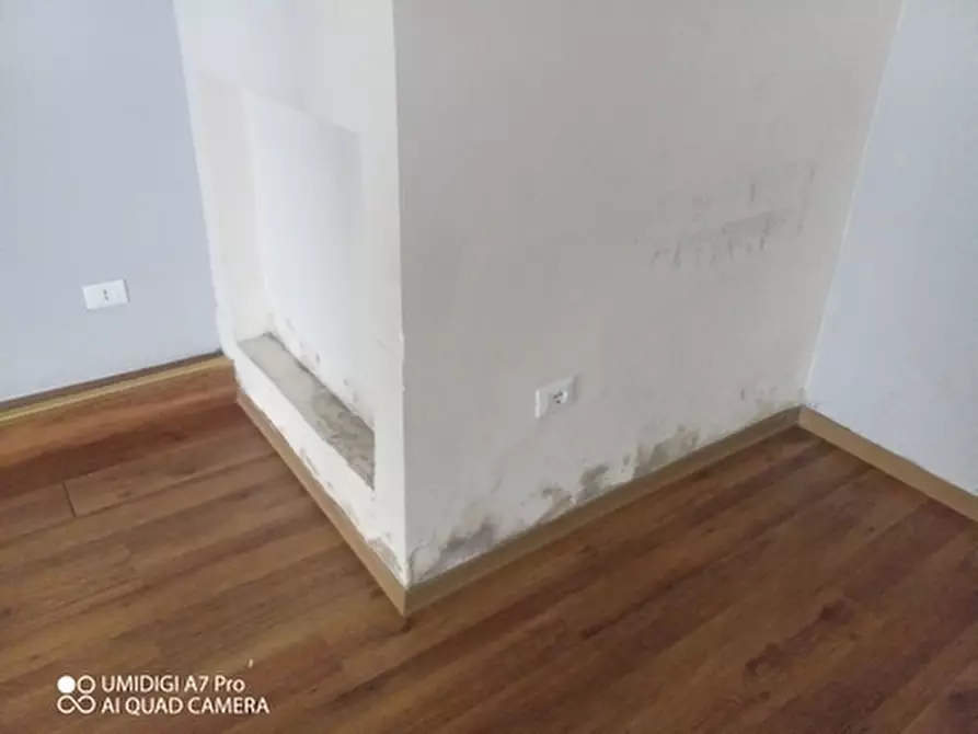 Immagine 5 di Locale commerciale in vendita  in CORSO ROMA a Lanciano