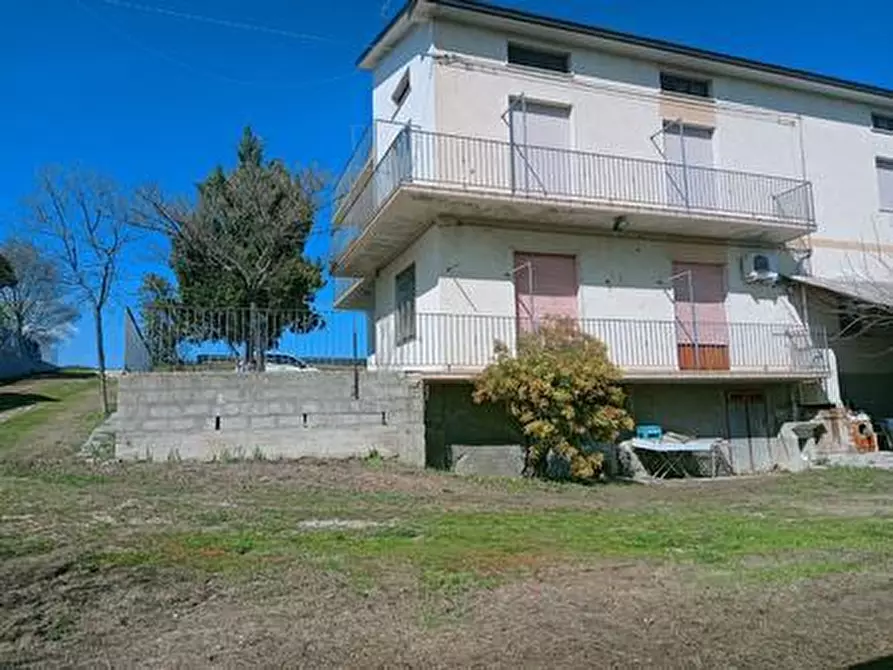 Immagine 1 di Casa indipendente in vendita  in CONTRADA PIANIBBIE a Casoli