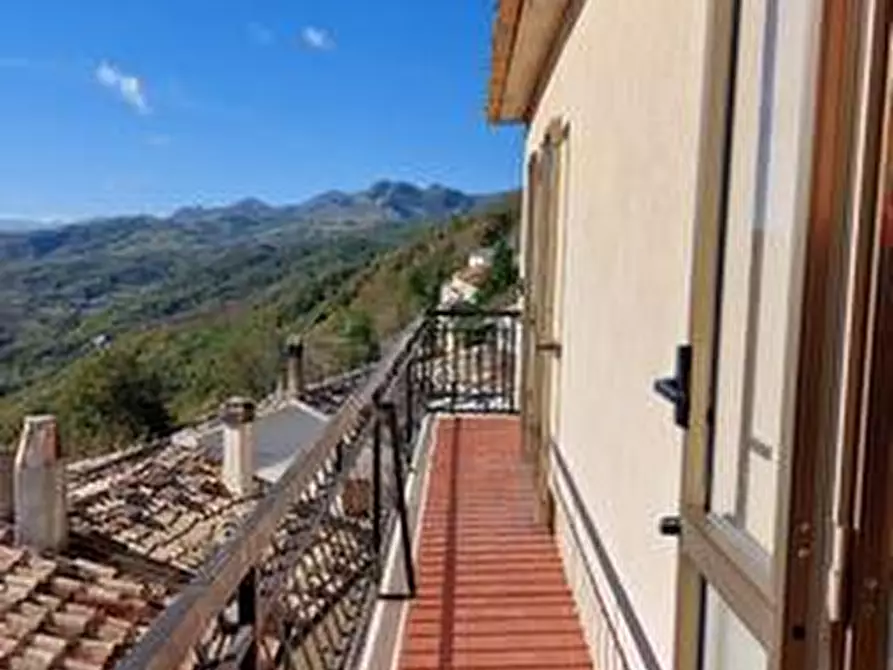 Immagine 9 di Porzione di casa in vendita  in VIA G.CESARE a Civitaluparella