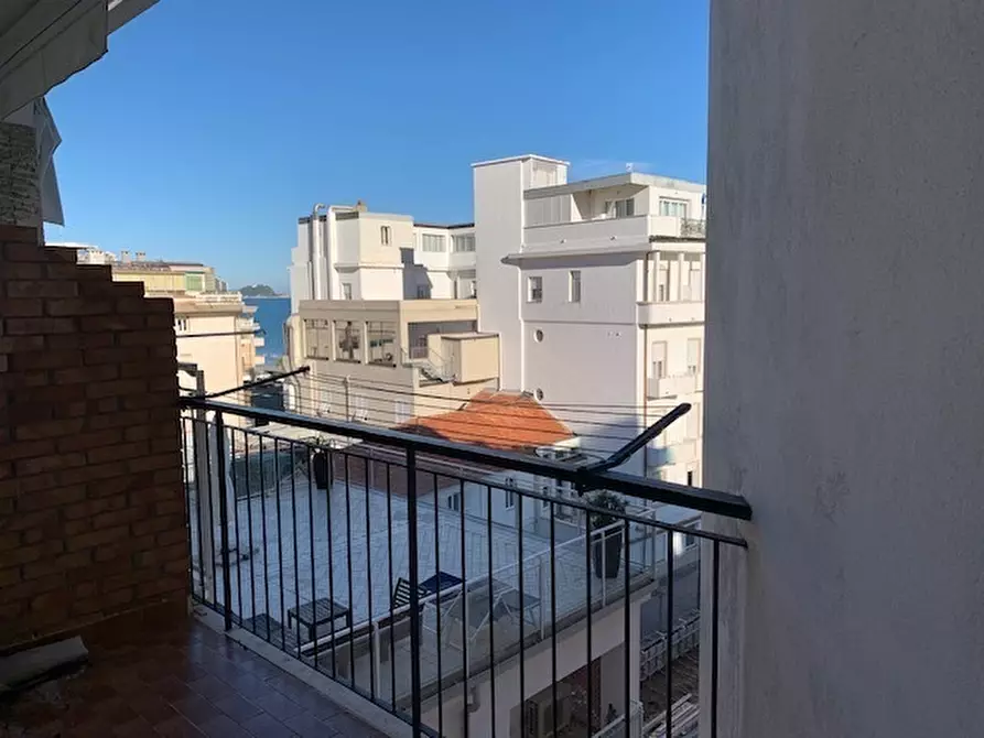 Immagine 19 di Pentalocale in vendita  in C.so Europa a Alassio