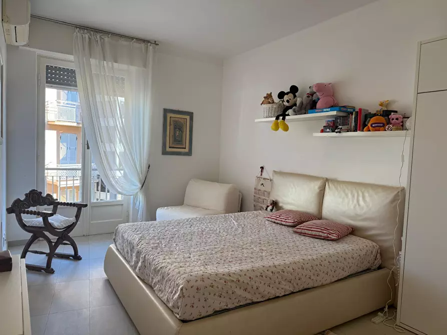 Immagine 15 di Trilocale in vendita  in Via Leonardo da Vinci a Alassio
