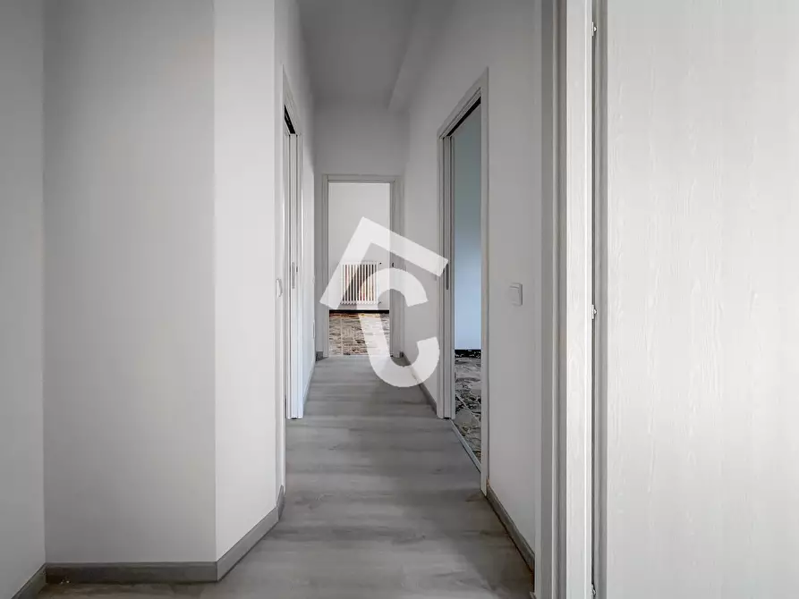 Immagine 7 di Quadrilocale in affitto  a Jesi