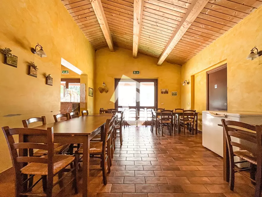 Immagine 26 di Rustico / casale in vendita  a Maiolati Spontini