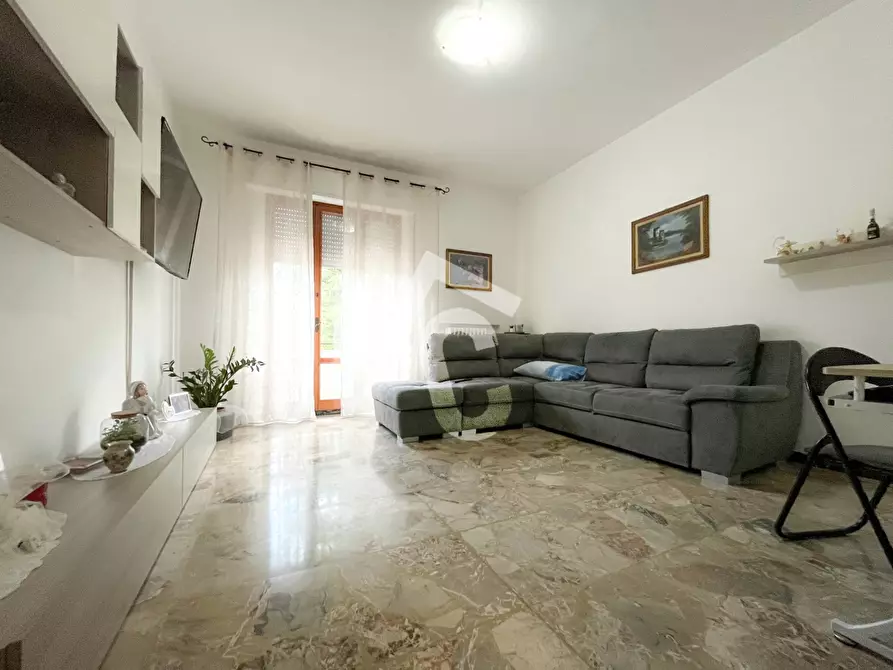 Immagine 3 di Appartamento in vendita  a Jesi