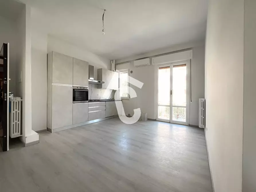 Immagine 1 di Quadrilocale in affitto  a Jesi