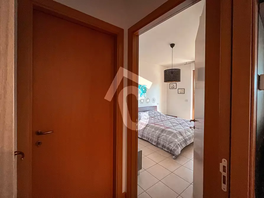 Immagine 14 di Bilocale in vendita  a Maiolati Spontini