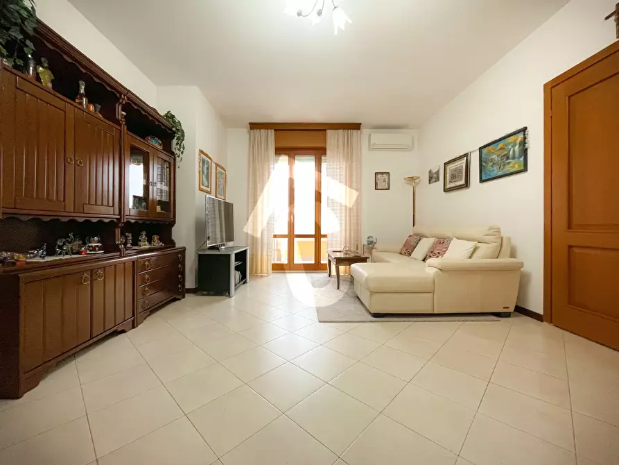 Immagine 4 di Appartamento in vendita  a Jesi