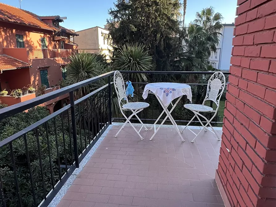 Immagine 14 di Bilocale in vendita  in Via del Cigno a Finale Ligure