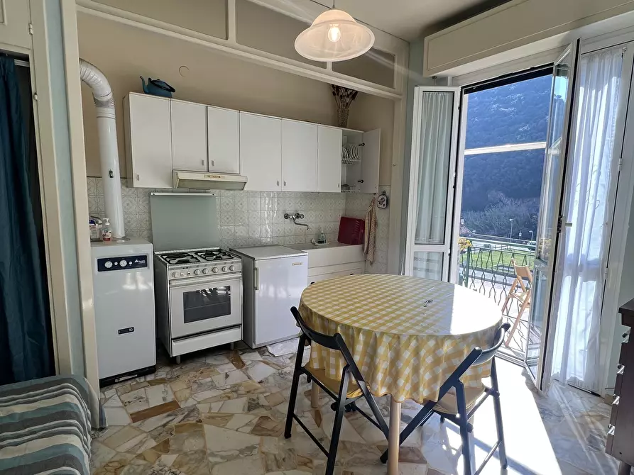 Immagine 8 di Bilocale in vendita  in Via Cesare Abba a Finale Ligure