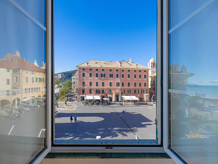 Immagine 6 di Trilocale in affitto  in Piazza Vittorio Emanuele II a Finale Ligure
