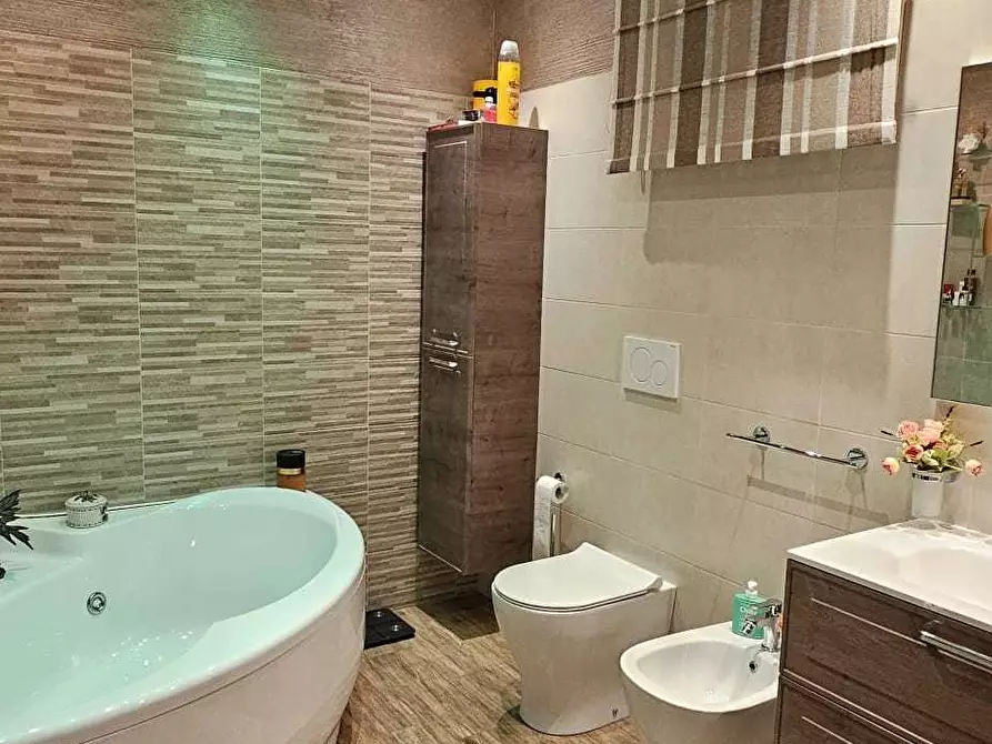 Immagine 18 di Villa in vendita  a Pedara