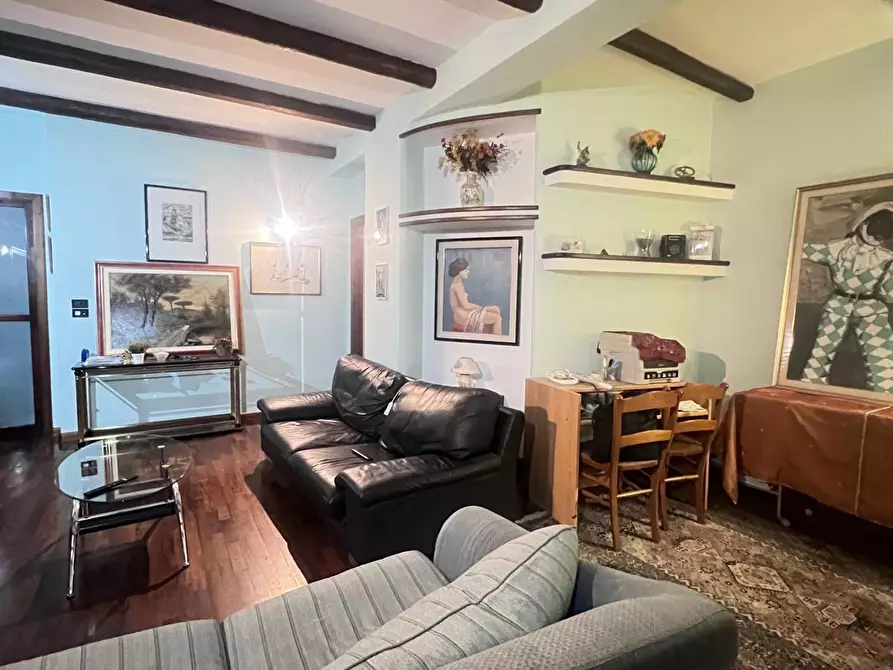 Immagine 18 di Appartamento in vendita  a Tremestieri Etneo