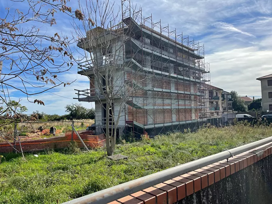 Immagine 16 di Appartamento in vendita  a Tremestieri Etneo