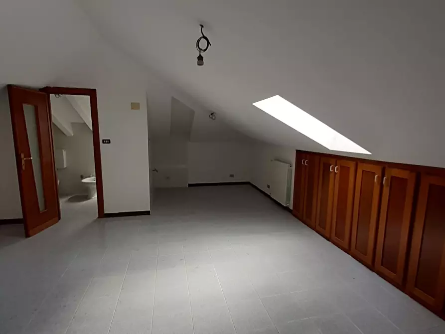 Immagine 11 di Appartamento in vendita  in Via Scavino 21 a Varazze