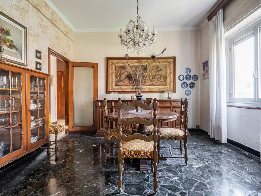 Immagine 65 di Quadrilocale in vendita  in Via Sturla 54 a Genova