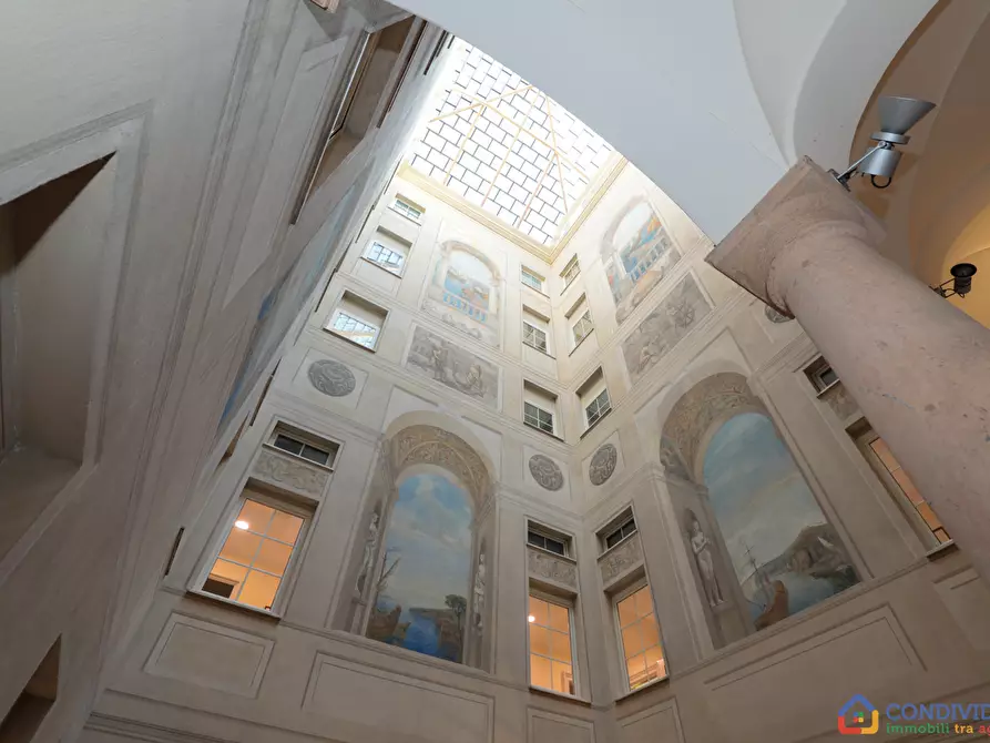 Immagine 36 di Albergo/B&B/Residence in affitto  in Piazza della Nunziata 5 a Genova