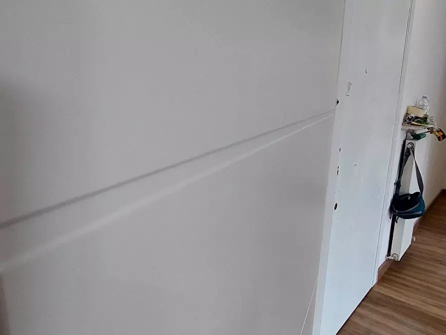 Immagine 30 di Trilocale in vendita  in Piazza Eugenio Marchese a Busalla