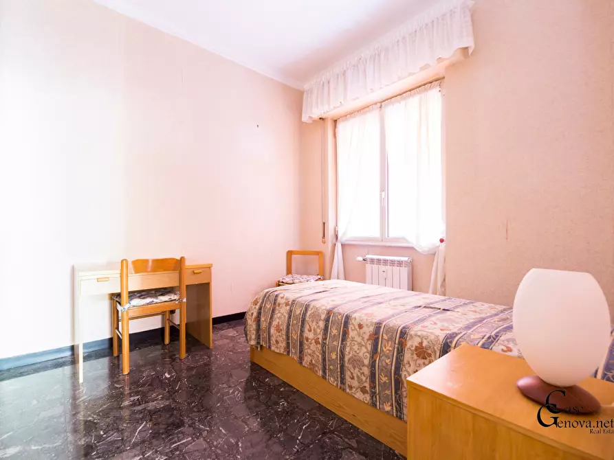 Immagine 2 di Appartamento in vendita  in Via Ginestrato 3E a Genova
