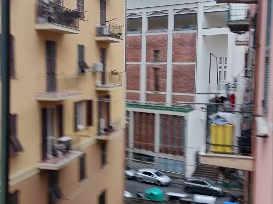 Immagine 23 di Appartamento in vendita  in Via Cornigliano 34 a Genova