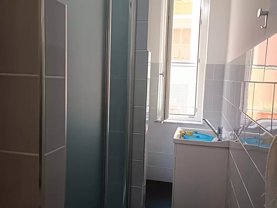 Immagine 20 di Pentalocale in vendita  in Via Paolo Antonio de Cavero 8 a Genova