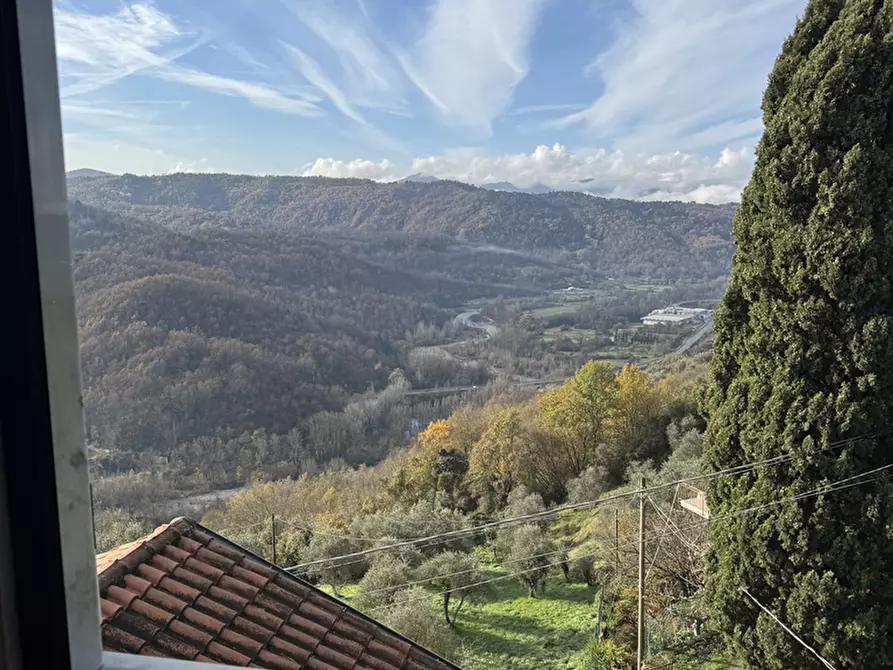 Immagine 48 di Casa semindipendente in vendita  in Via Pascoli 1 a Fivizzano