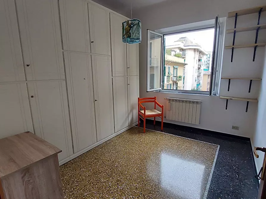 Immagine 12 di Trilocale in vendita  in Passo della Zebra a Genova