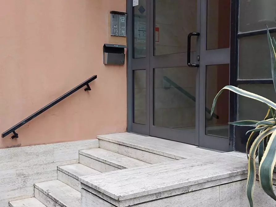 Immagine 29 di Trilocale in vendita  in Via Aurelio Robino a Genova