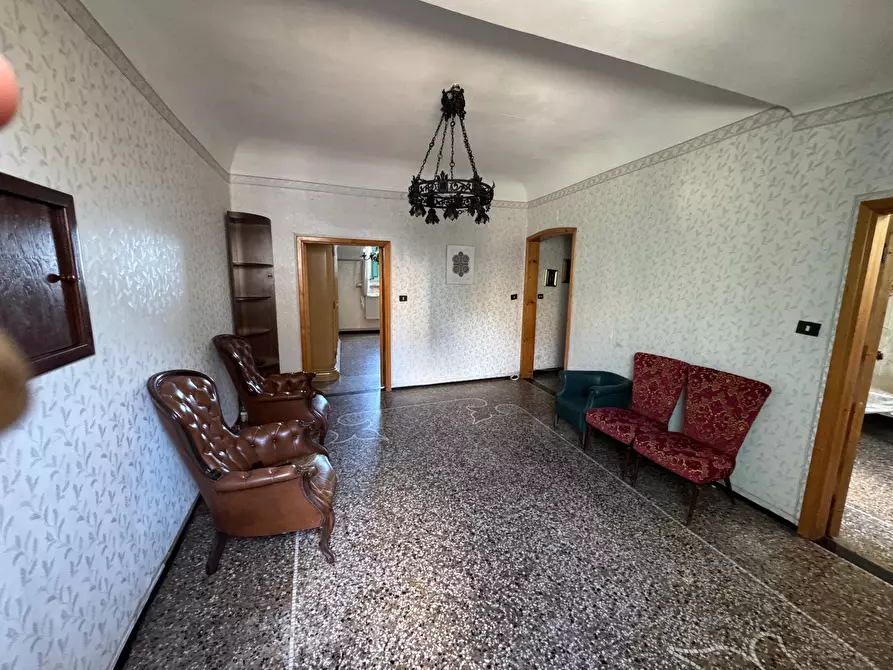 Immagine 17 di Pentalocale in vendita  in Via di Fassolo 3 a Genova