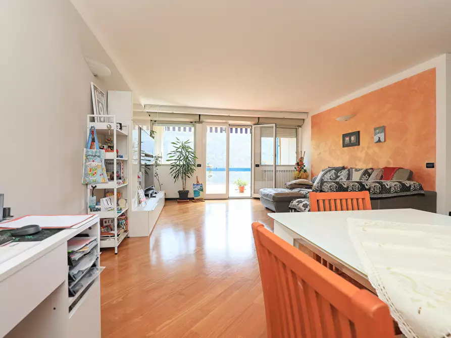 Immagine 4 di Appartamento in vendita  in Via Val Trebbia a Genova