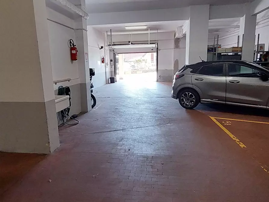 Immagine 47 di Trilocale in vendita  in Via Domenico Chiodo 25 a Genova