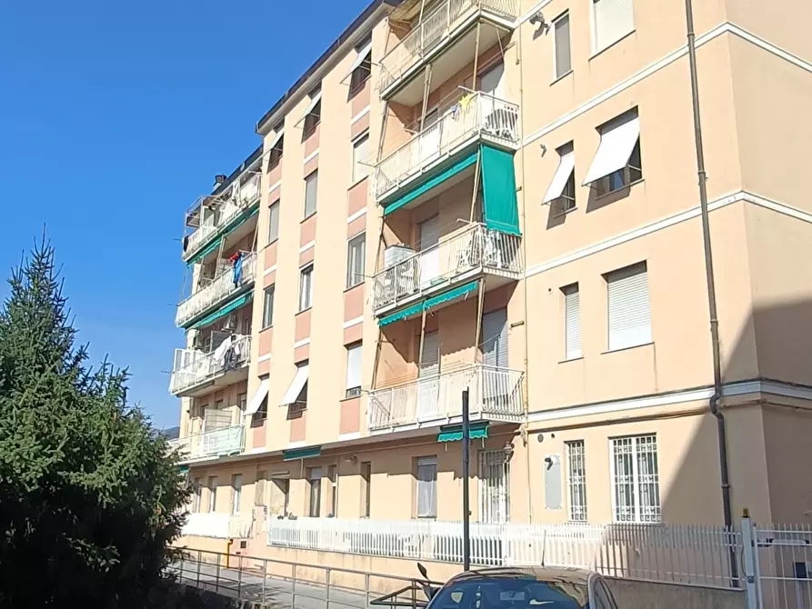 Immagine 1 di Appartamento in vendita  in Salita Serra Riccò 9 a Genova