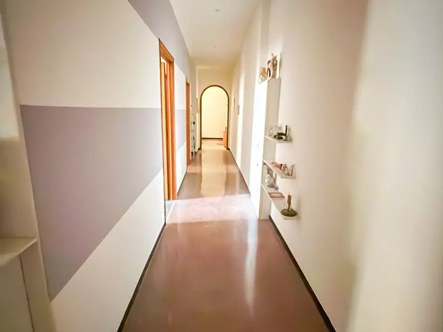 Immagine 5 di Appartamento in vendita  in Via Tortosa a Genova