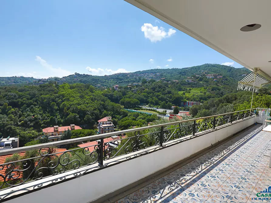 Immagine 59 di Villa in vendita  in Via Livio Canale 72 a Varazze