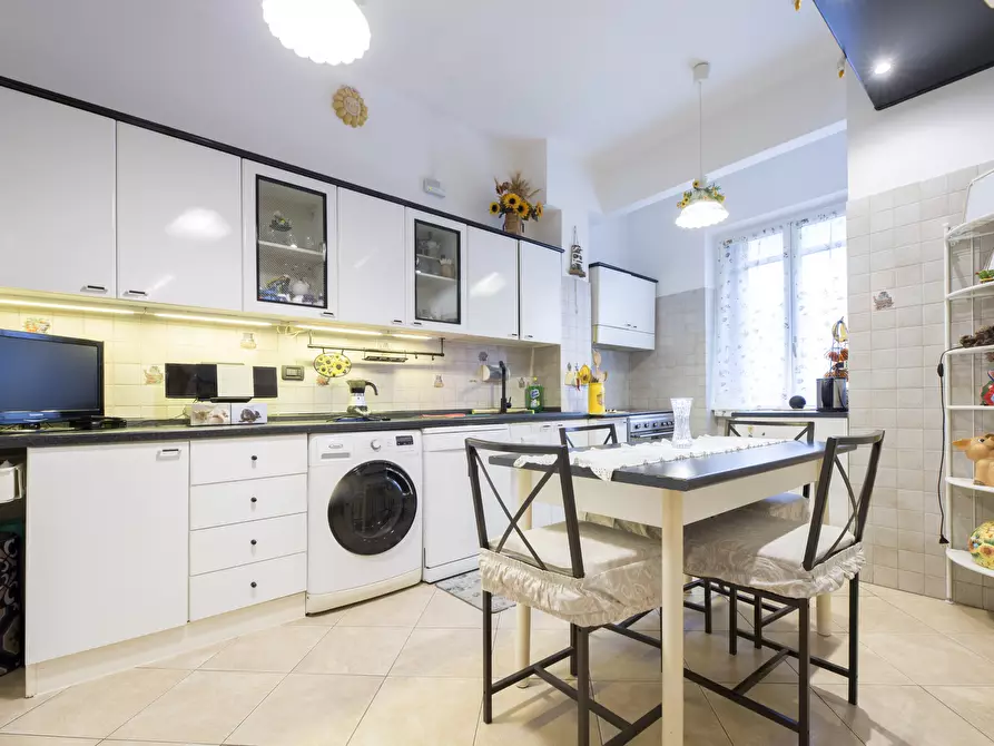 Immagine 23 di Appartamento in vendita  in Via Montenero a Genova